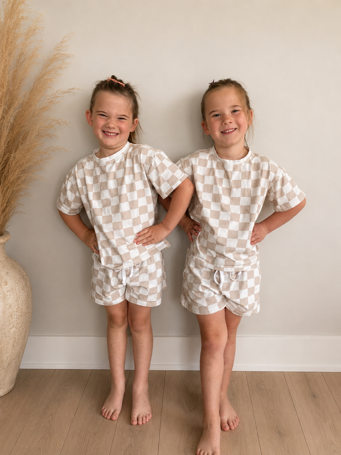 Oatmilk Checkered Set