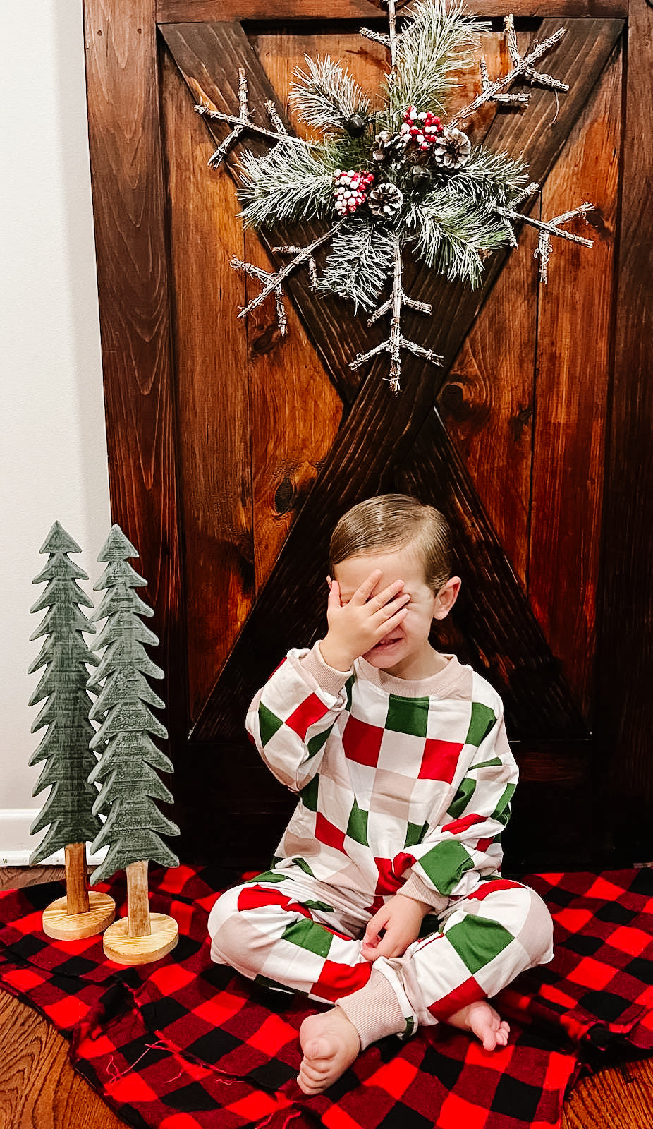 Holiday Checks Jogger Set